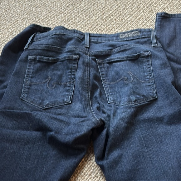 Good condition AG Farrah skinny and high rise jean - Picture 5 of 6